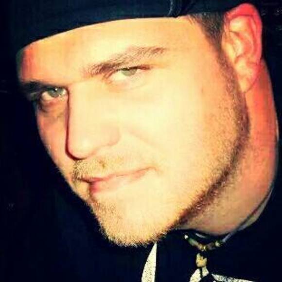 Meet your Posher, Derek - Picture 1 of 1